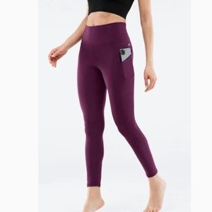 Fabletics Oasis PureLuxe high-waisted 7/8 leggings with pockets in burgundy